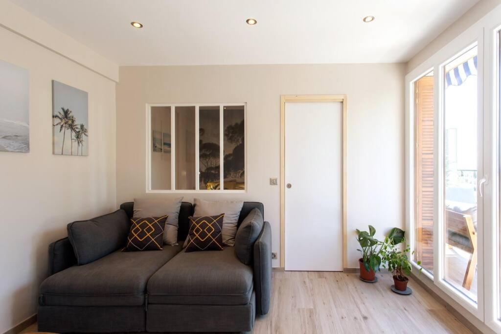 Apartment L36 Sea View Terrace 10min Walking To Sea/parking & Ac Nizza