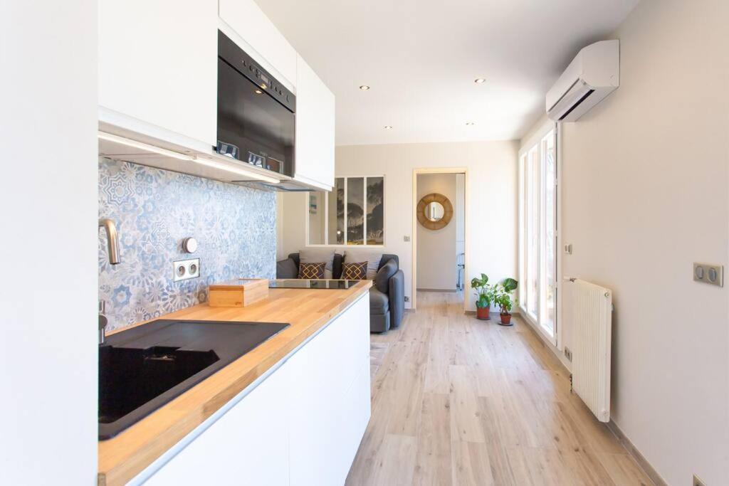L36 Sea View Terrace 10min Walking To Sea/parking & Ac Appartamento